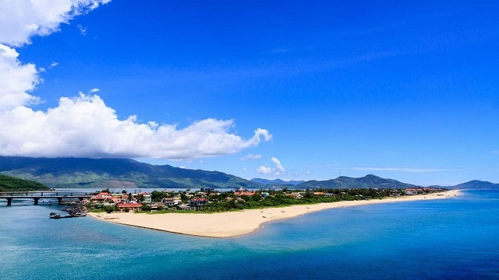 những bãi biển đẹp nhất ở Huế